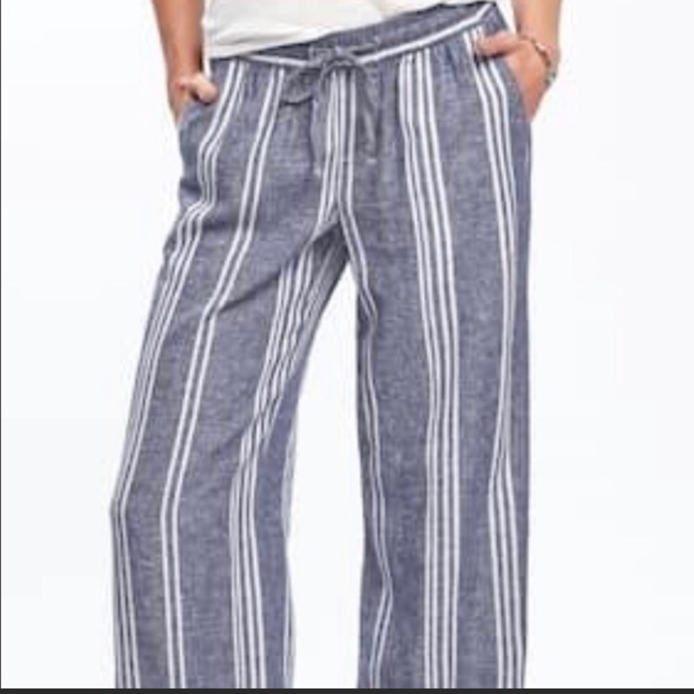 Old Navy loose-fitting linen, beach pants